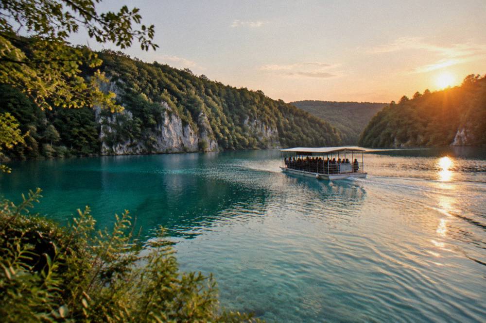 Plitvice with Boat and Train, Zadar